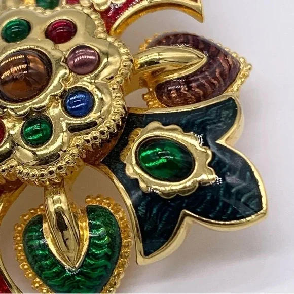 Joan Rivers Cabachon and Enamel Maltese Cross Brooch - Picture 3 of 7